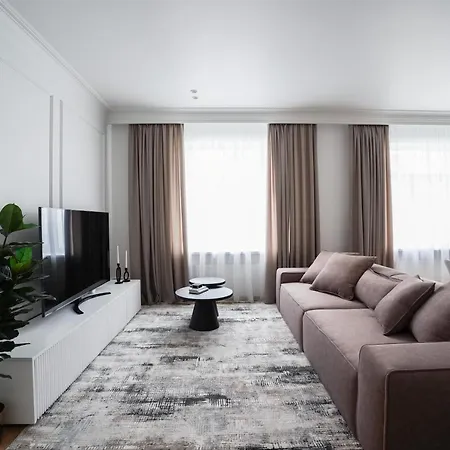 アパート Cozy In The Quiet Center Of *