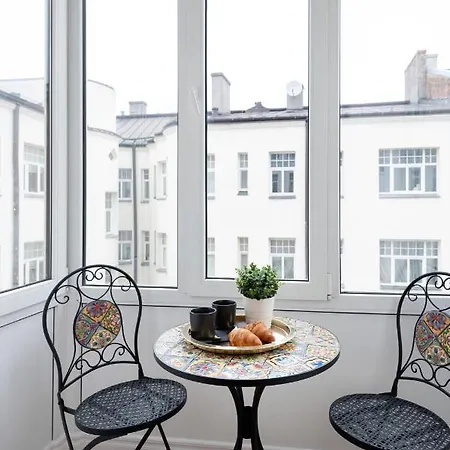 Cozy In The Quiet Center Of 公寓